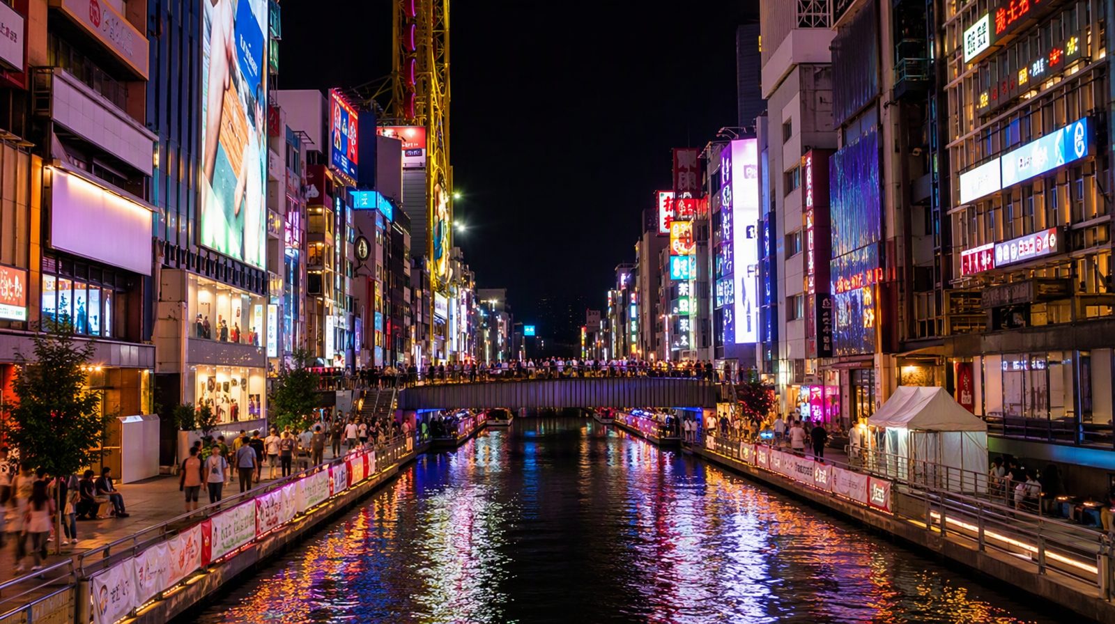 El canal de Dotonbori por la noche, Osaka, Japón